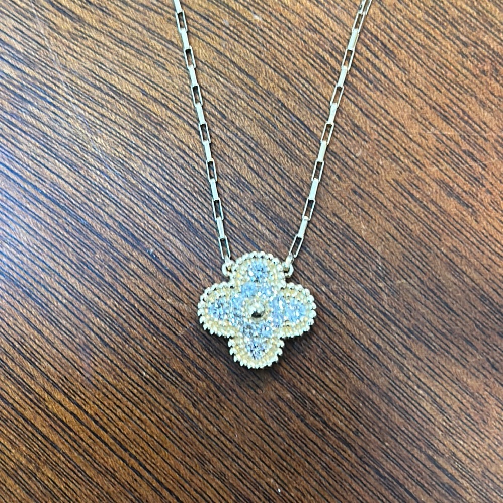 18k yellow gold leaf and Diamond necklace